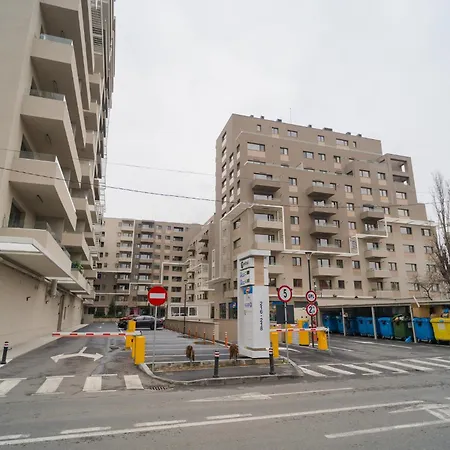Апартаменти With View & Large Balcony Бухарест
