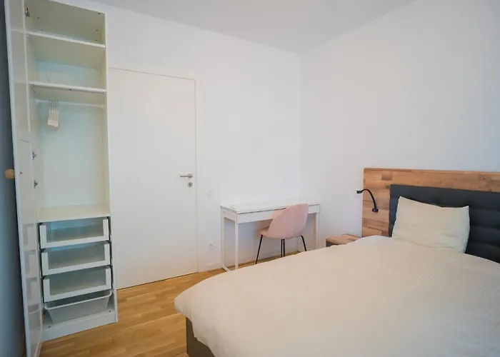 With View & Large Balcony * بوخارست