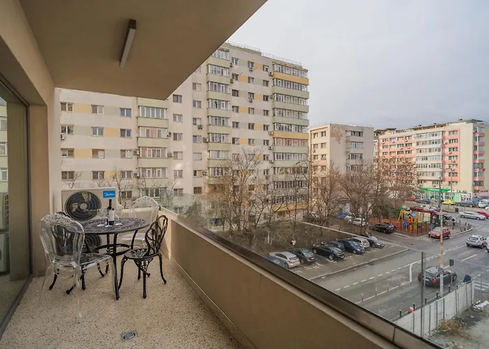 Apartment With View & Large Balcony