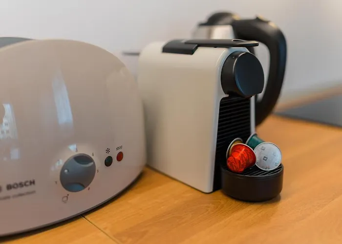 With View & Large Balcony بوخارست