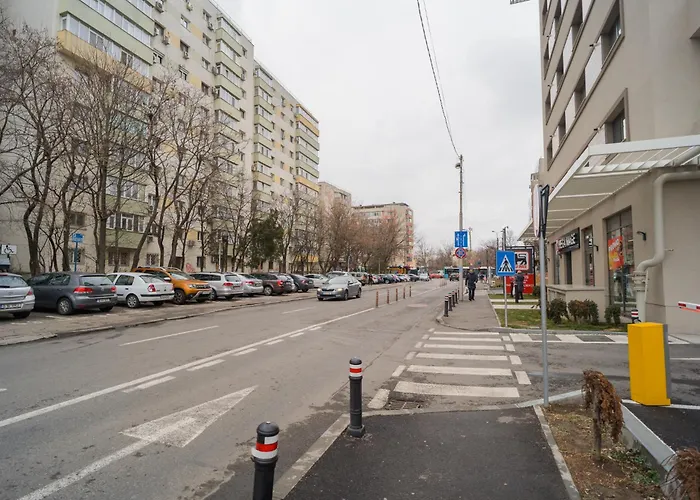 Апартаменти With View & Large Balcony Бухарест