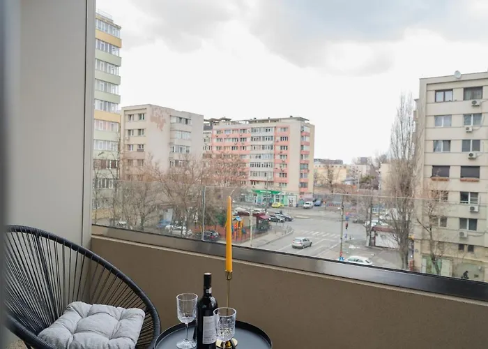 With View & Large Balcony Апартаменти