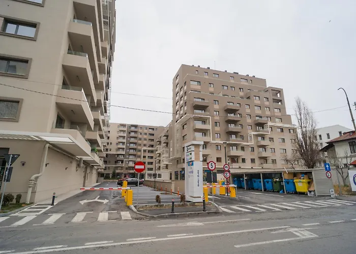 Апартаменти With View & Large Balcony Бухарест