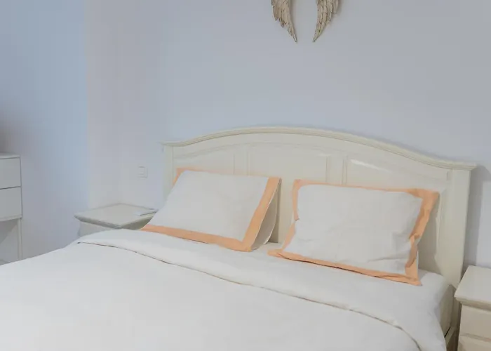 With View & Large Balcony Апартаменти