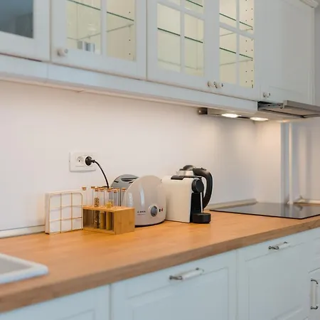 With View & Large Balcony Lägenhet *