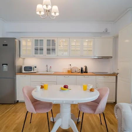 With View & Large Balcony Lägenhet Bukarest